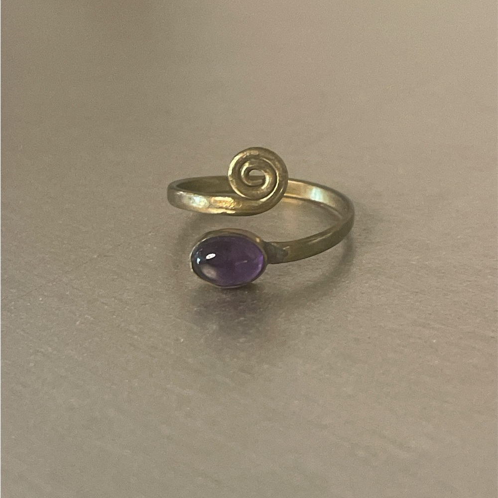 Gold Spiral Ring with Amethyst Stone